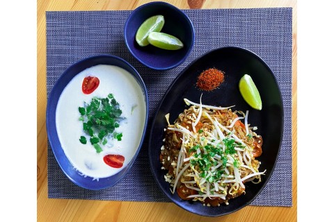 Új Thai menü