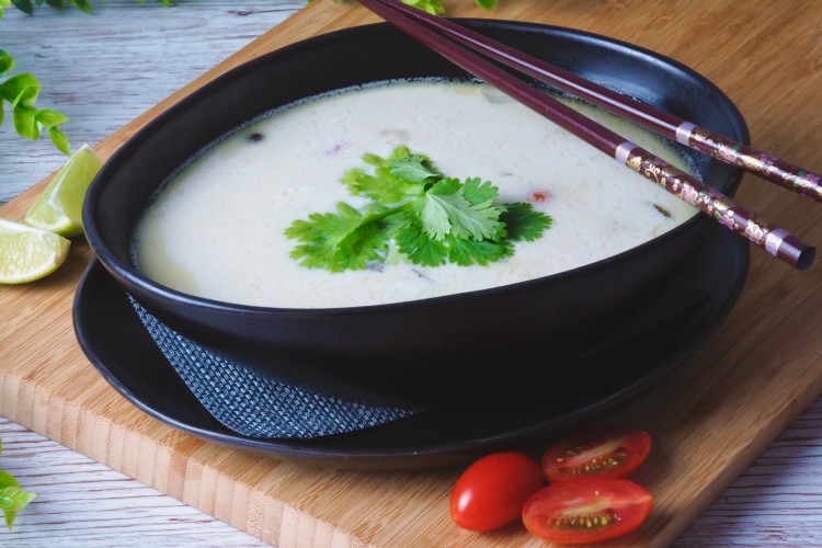 Tom Kha