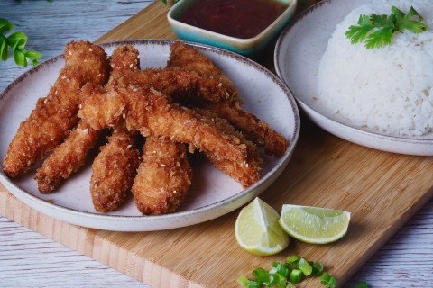 Szezámmagos csirke panko morzsás bundában